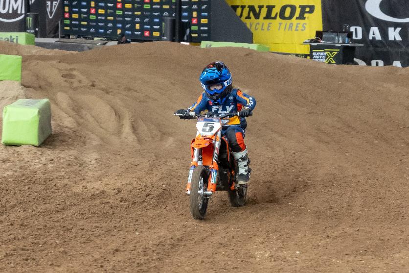 Emelia - Motocross